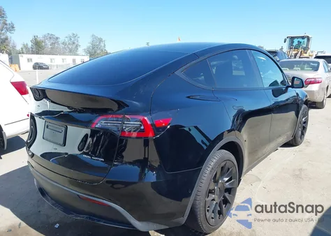 2022 Tesla Model Y Long Range Dual Motor All-Wheel Drive from USA, damaged, VIN 7SAYGDEE8NF346352